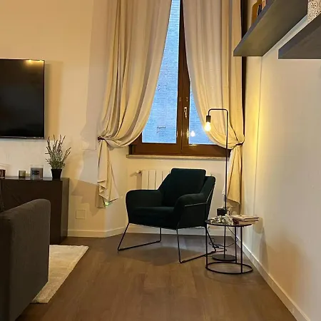 Via Dei Pettinari Apartment Rome