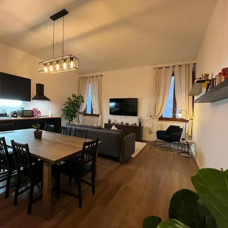 Via Dei Pettinari Apartment Rome