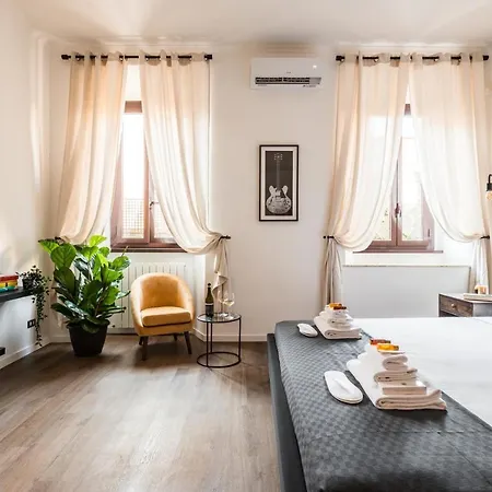 Via Dei Pettinari Apartment