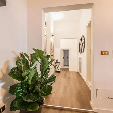 Via Dei Pettinari Apartment Rome